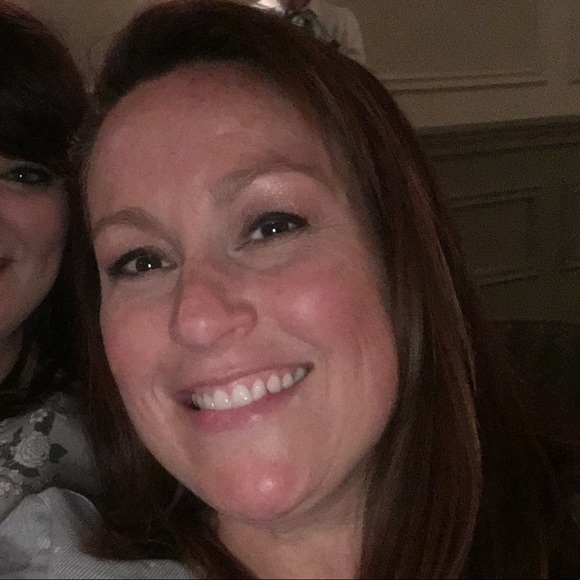 Meet your Posher, Tonia - Picture 1 of 1